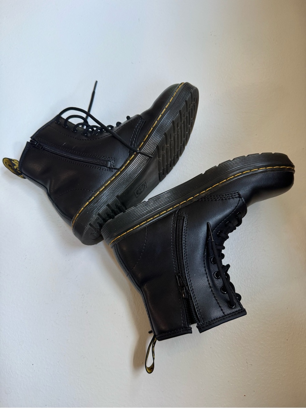 Dr. Martens Zavala Combat Boots Womens 5 Black Leather Lace Up Platform - Picture 7 of 7